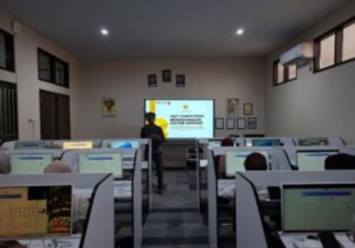 Laboratorium-Komputer